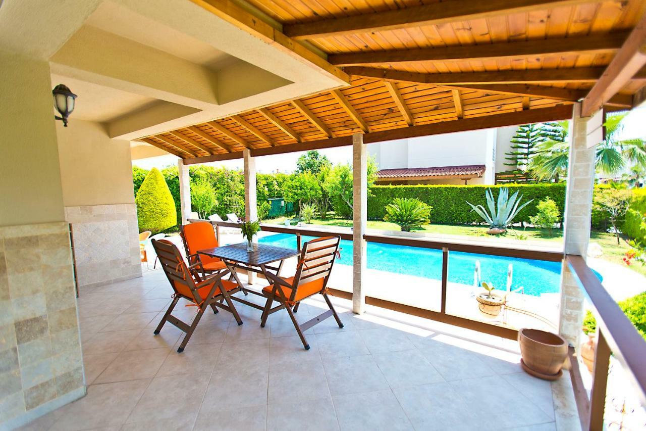 Paradise Town Villa Art เบเลก ภายนอก รูปภาพ
