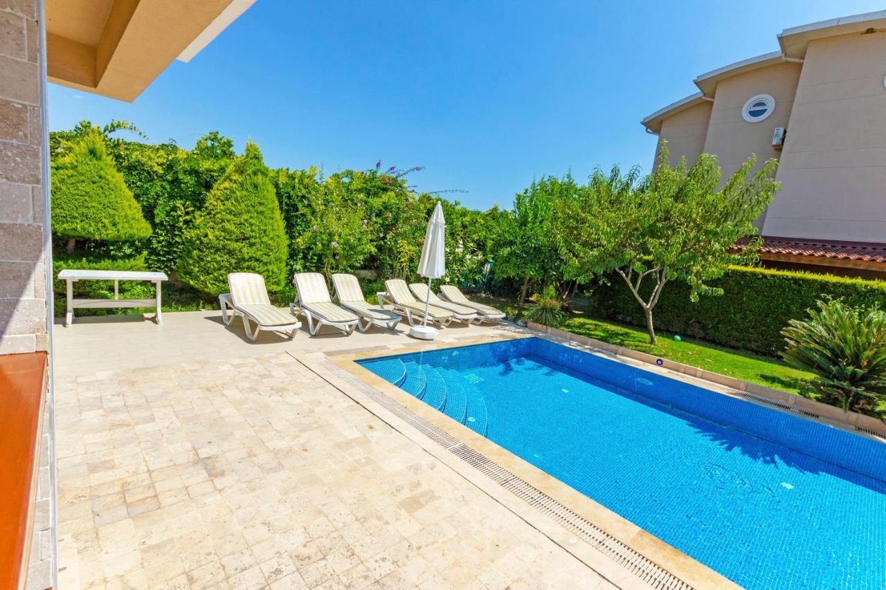 Paradise Town Villa Art เบเลก ภายนอก รูปภาพ