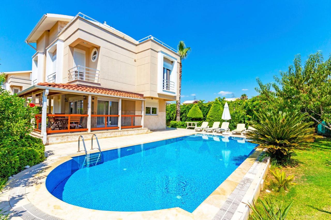 Paradise Town Villa Art เบเลก ภายนอก รูปภาพ
